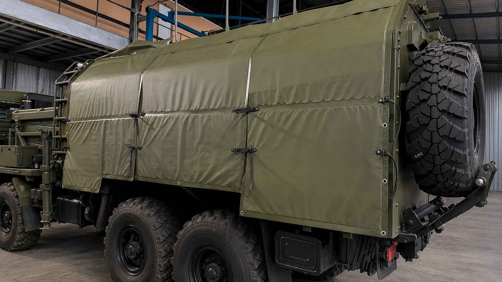 Монтаж противоосколочных одеял ПОКРОВ-О 130 на левый борт кузова КАМАЗ-6350