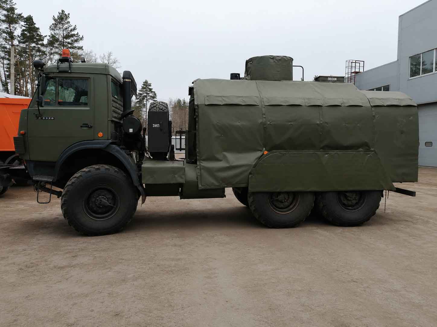 Монтаж противоосколочных одеял ПОКРОВ-О 142 на автоцистерну